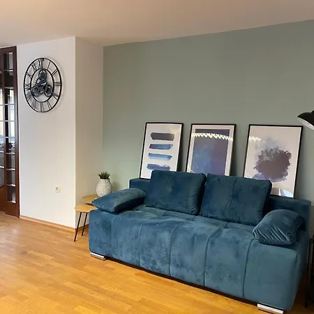 Apartment Spacious Cozy *